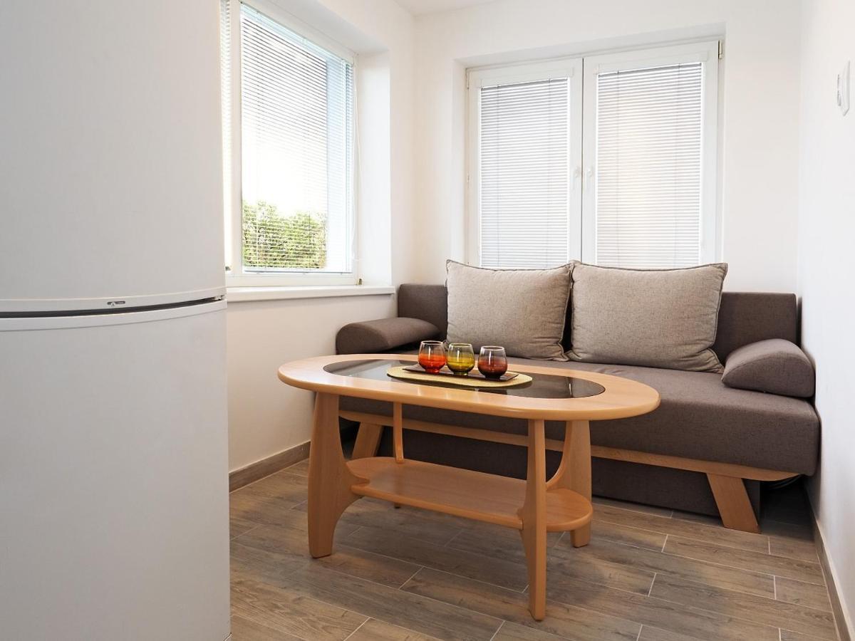 Penzion Kendy Apartment Mistrin Екстериор снимка